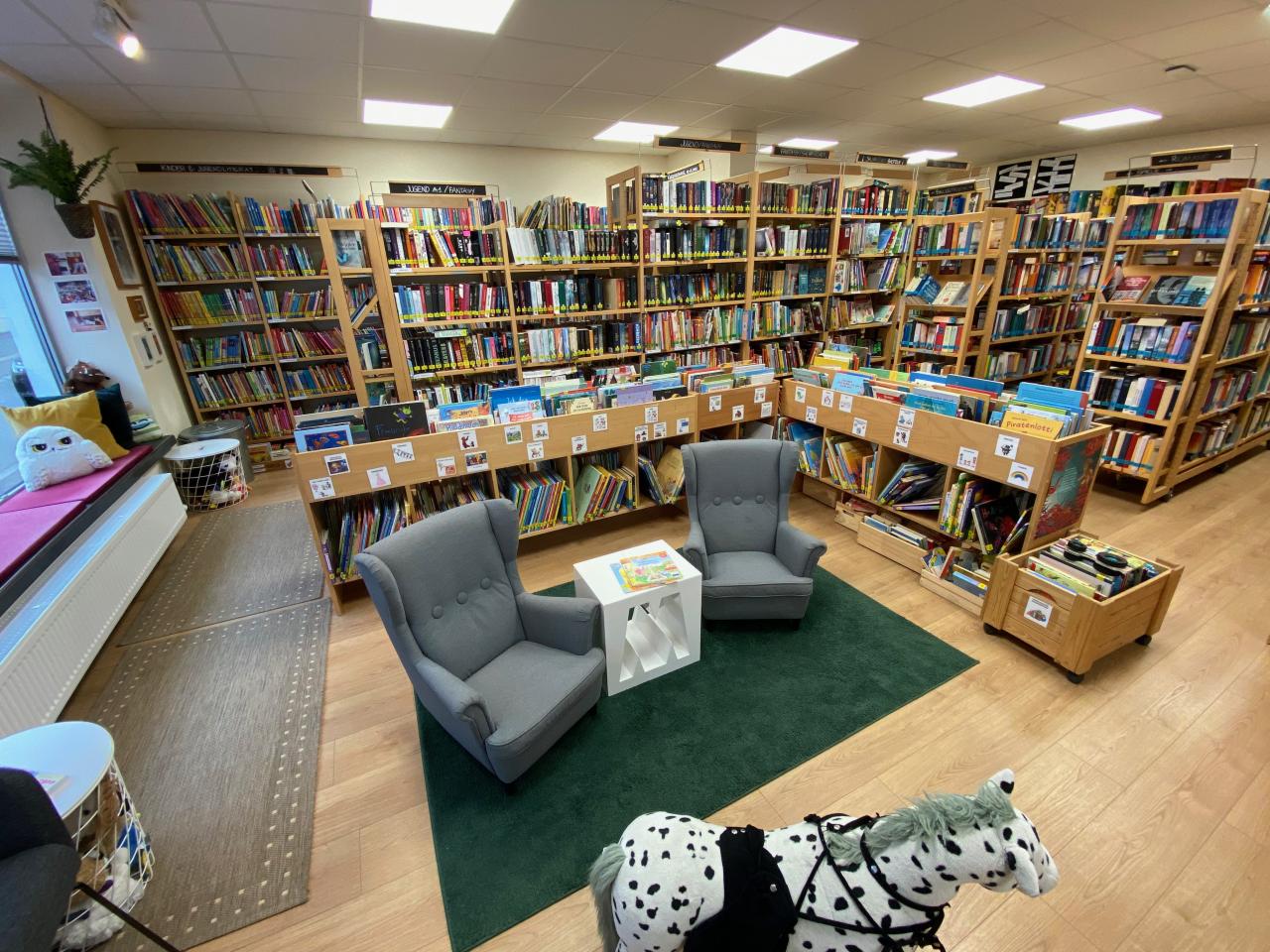 Ein Blick in die Innenräume der Bibliothek